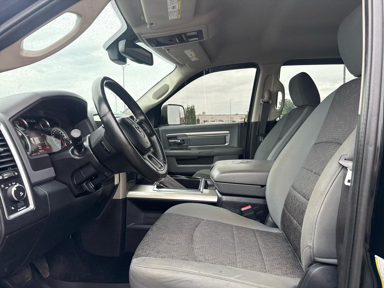 RAM 2500 SLT Crew Cab SWB 4WD 2015
