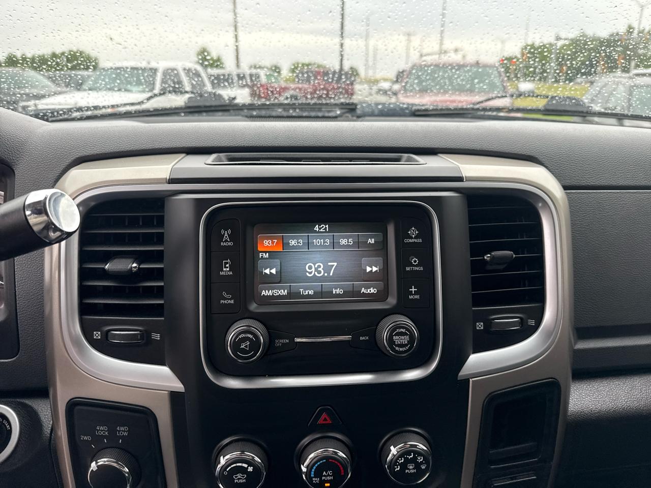 RAM 2500 SLT Crew Cab SWB 4WD 2015