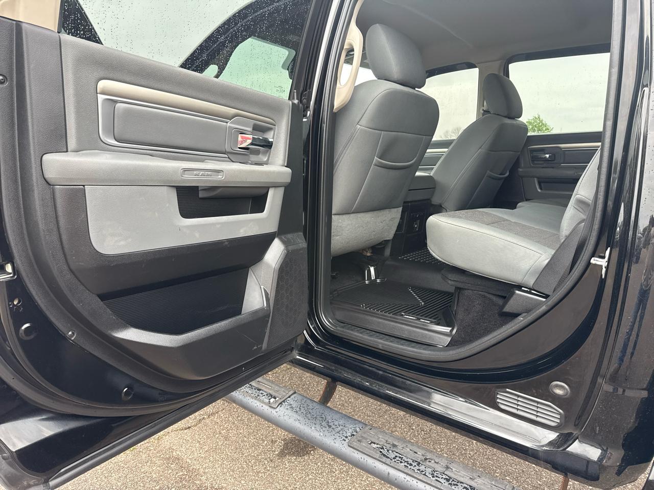RAM 2500 SLT Crew Cab SWB 4WD 2015