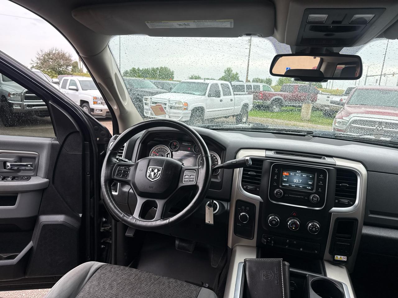 RAM 2500 SLT Crew Cab SWB 4WD 2015