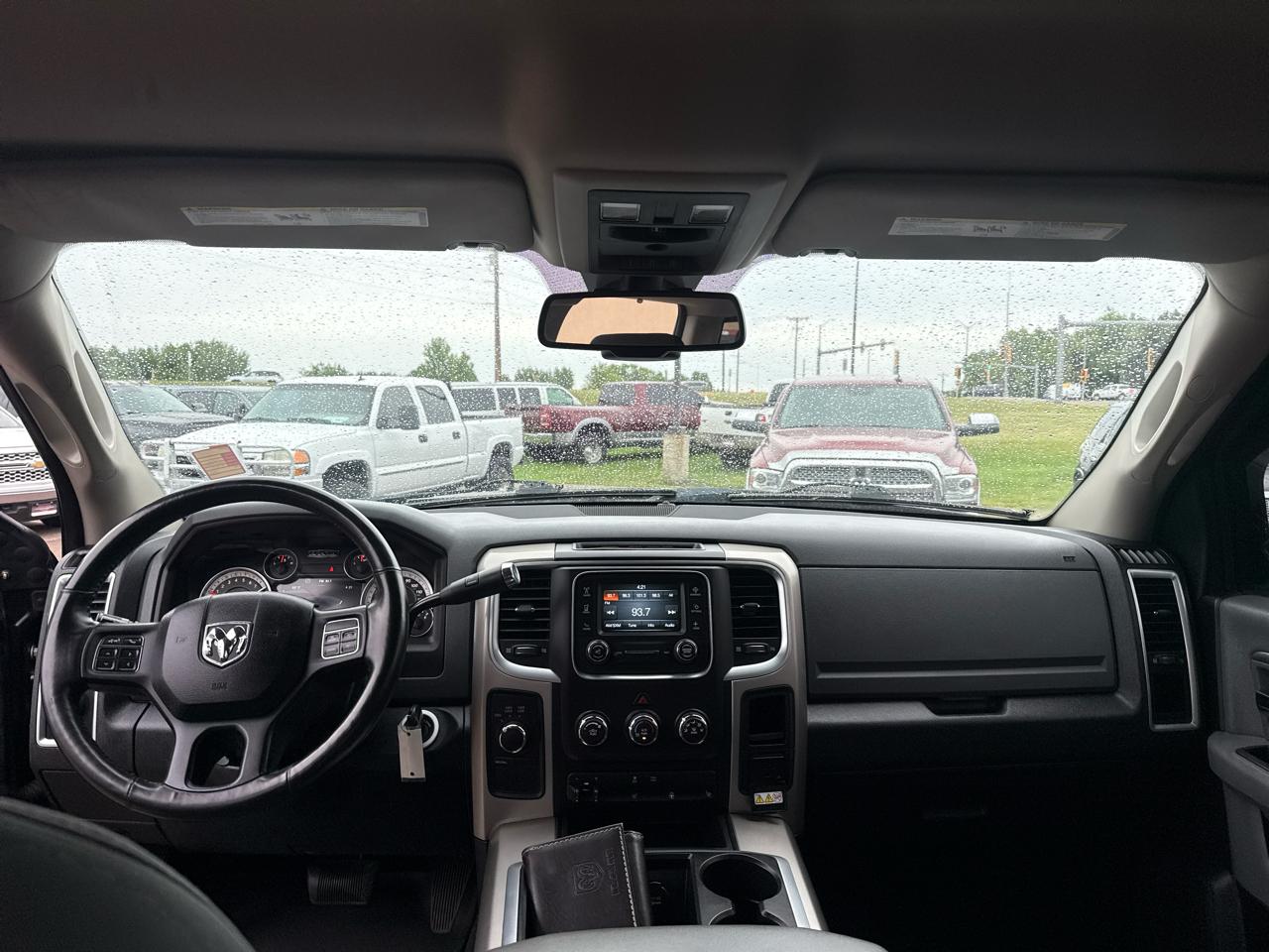 RAM 2500 SLT Crew Cab SWB 4WD 2015