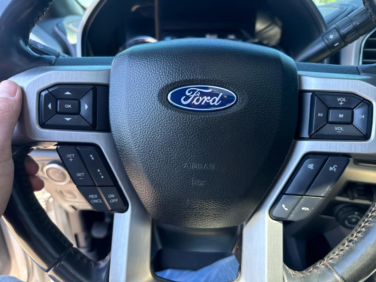 Ford F-350 SD Platinum Crew Cab 4WD 2020