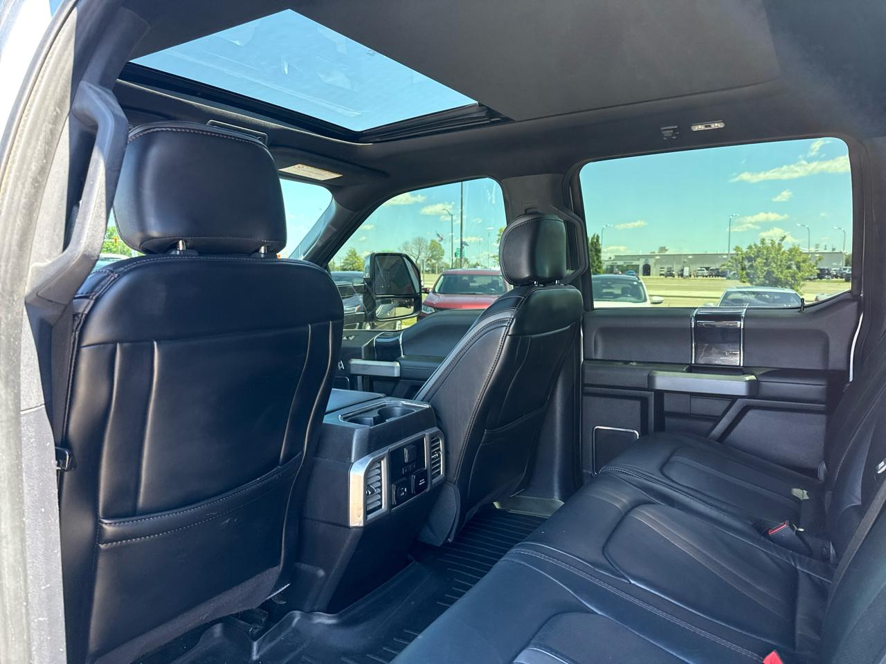 Ford F-350 SD Platinum Crew Cab 4WD 2020