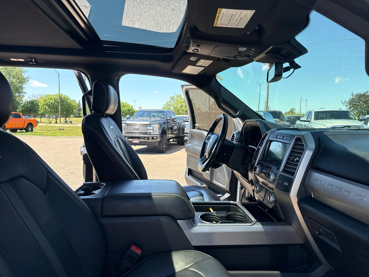 Ford F-350 SD Platinum Crew Cab 4WD 2020
