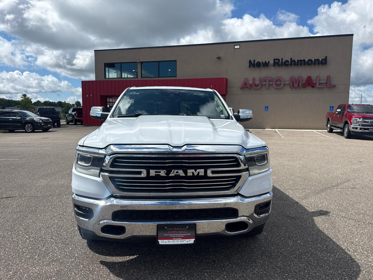 RAM 1500 Laramie Crew Cab SWB 4WD 2021