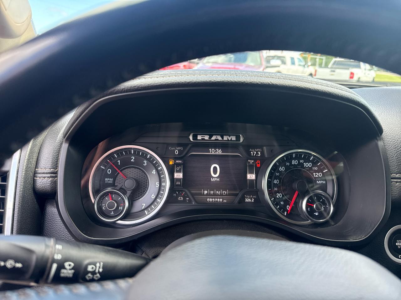 RAM 1500 Laramie Crew Cab SWB 4WD 2021