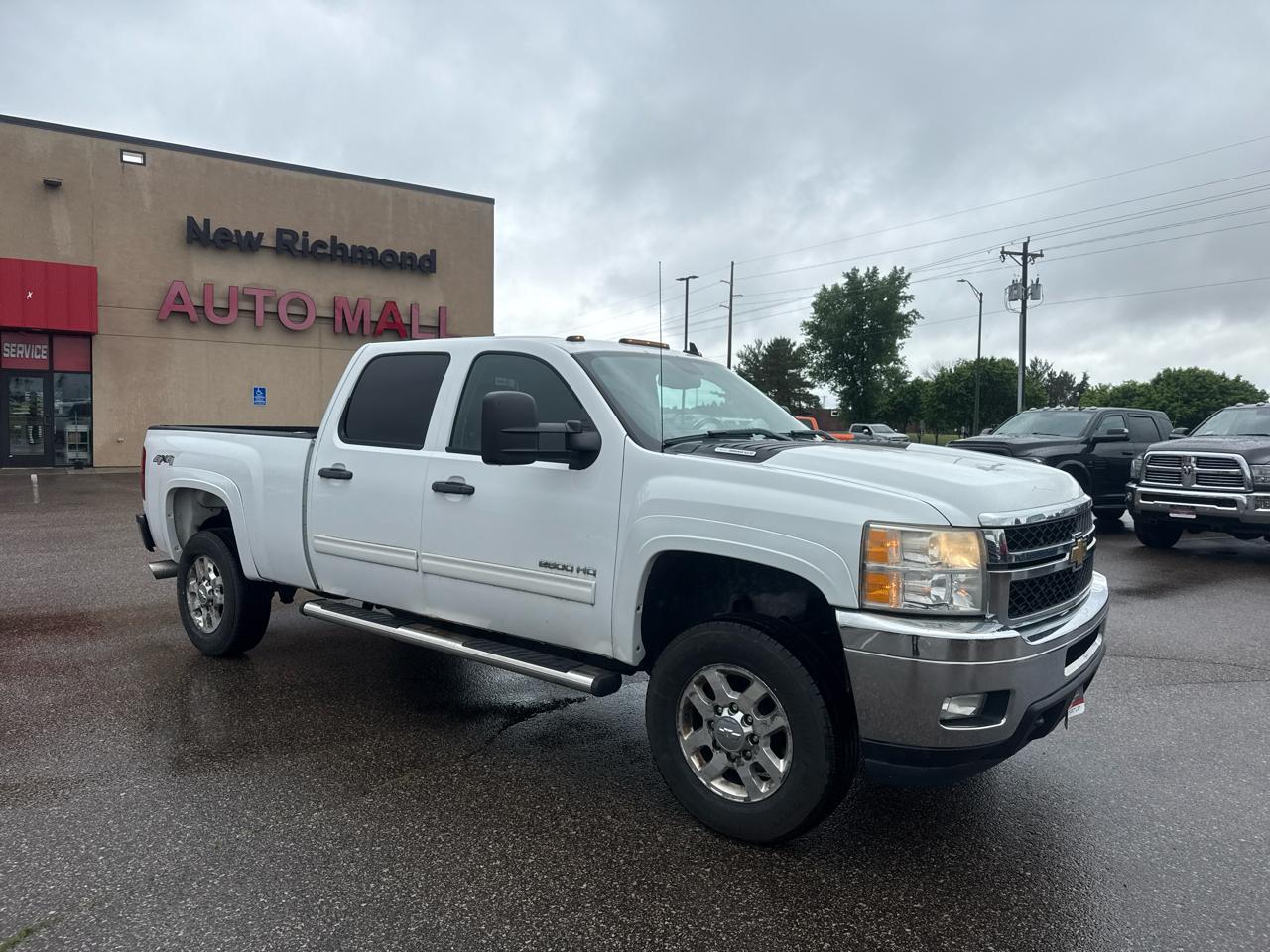Chevrolet Silverado 2500HD LT Crew Cab 4WD 2011