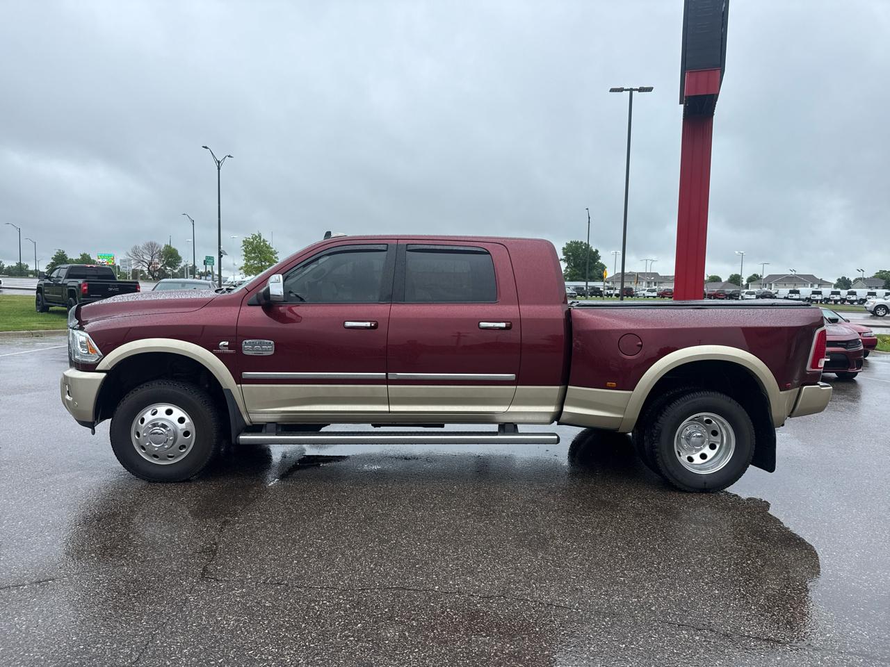 RAM 3500 Longhorn Mega Cab 4WD DRW 2017