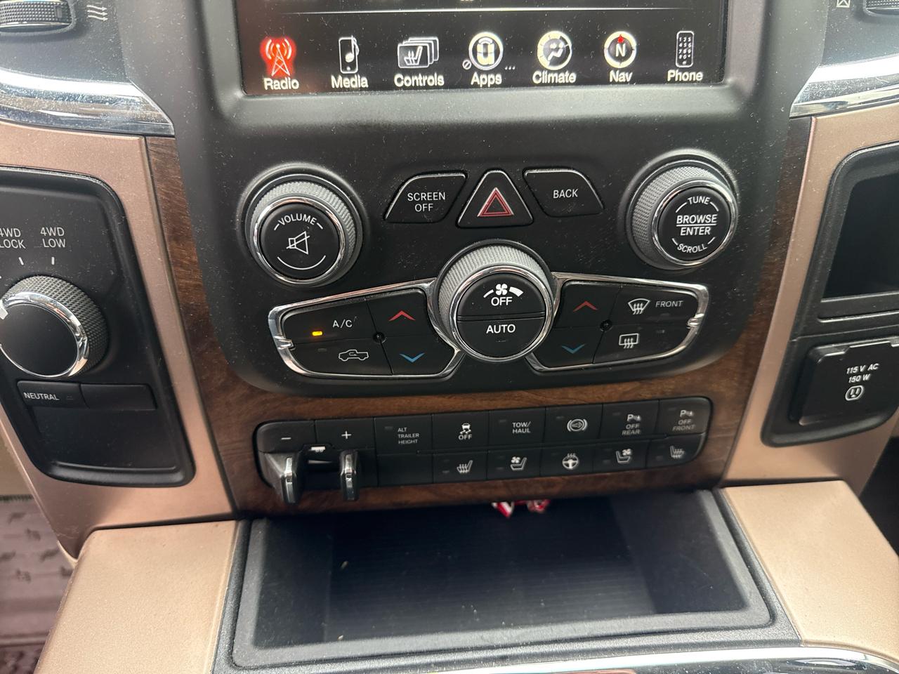 RAM 3500 Longhorn Mega Cab 4WD DRW 2017