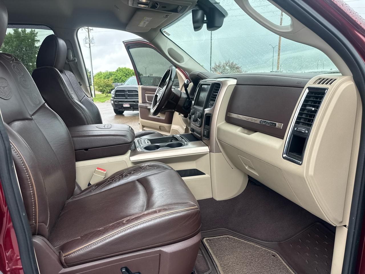 RAM 3500 Longhorn Mega Cab 4WD DRW 2017