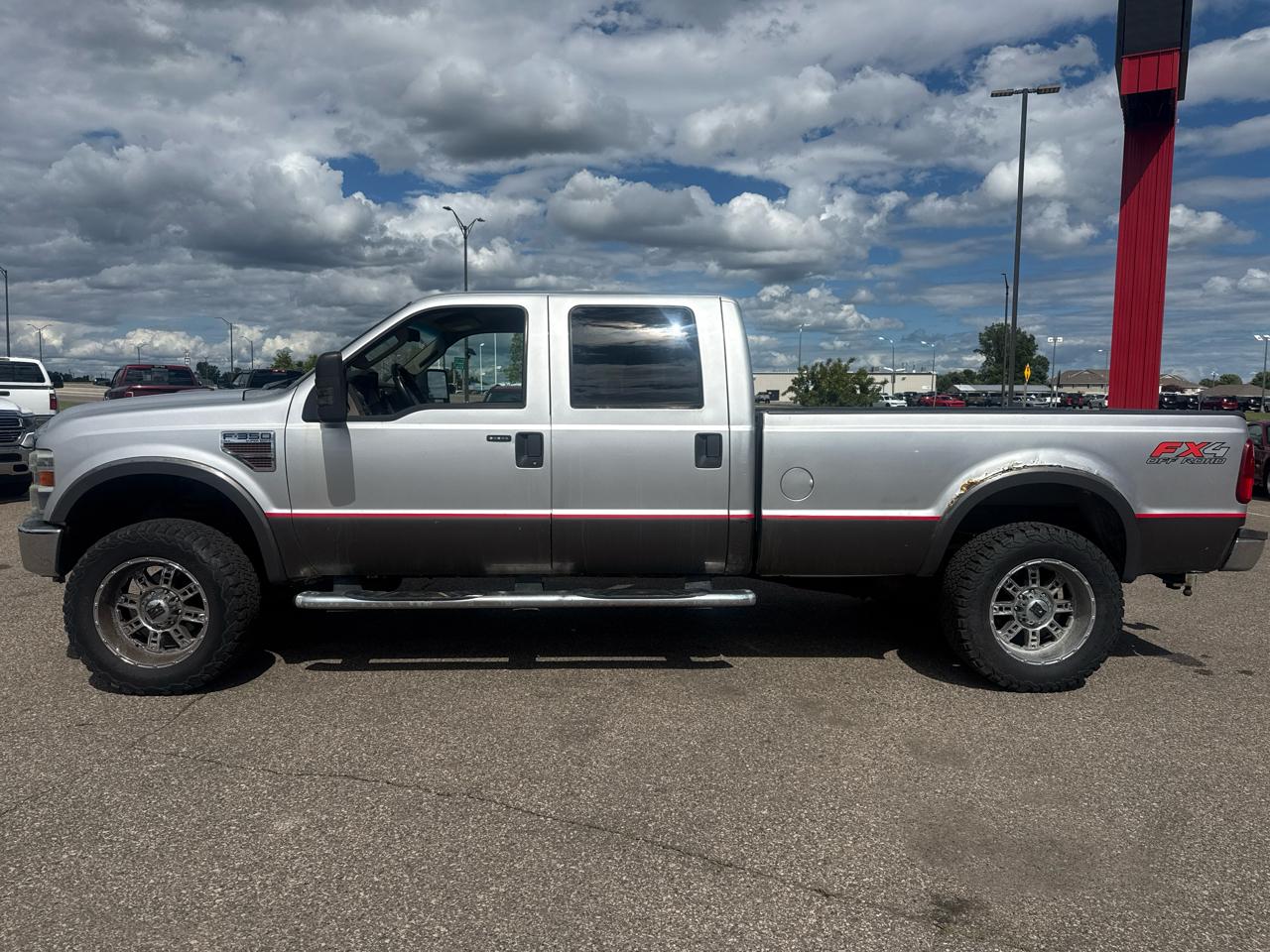 Ford F-350 SD XLT Crew Cab SWB 4WD 2010