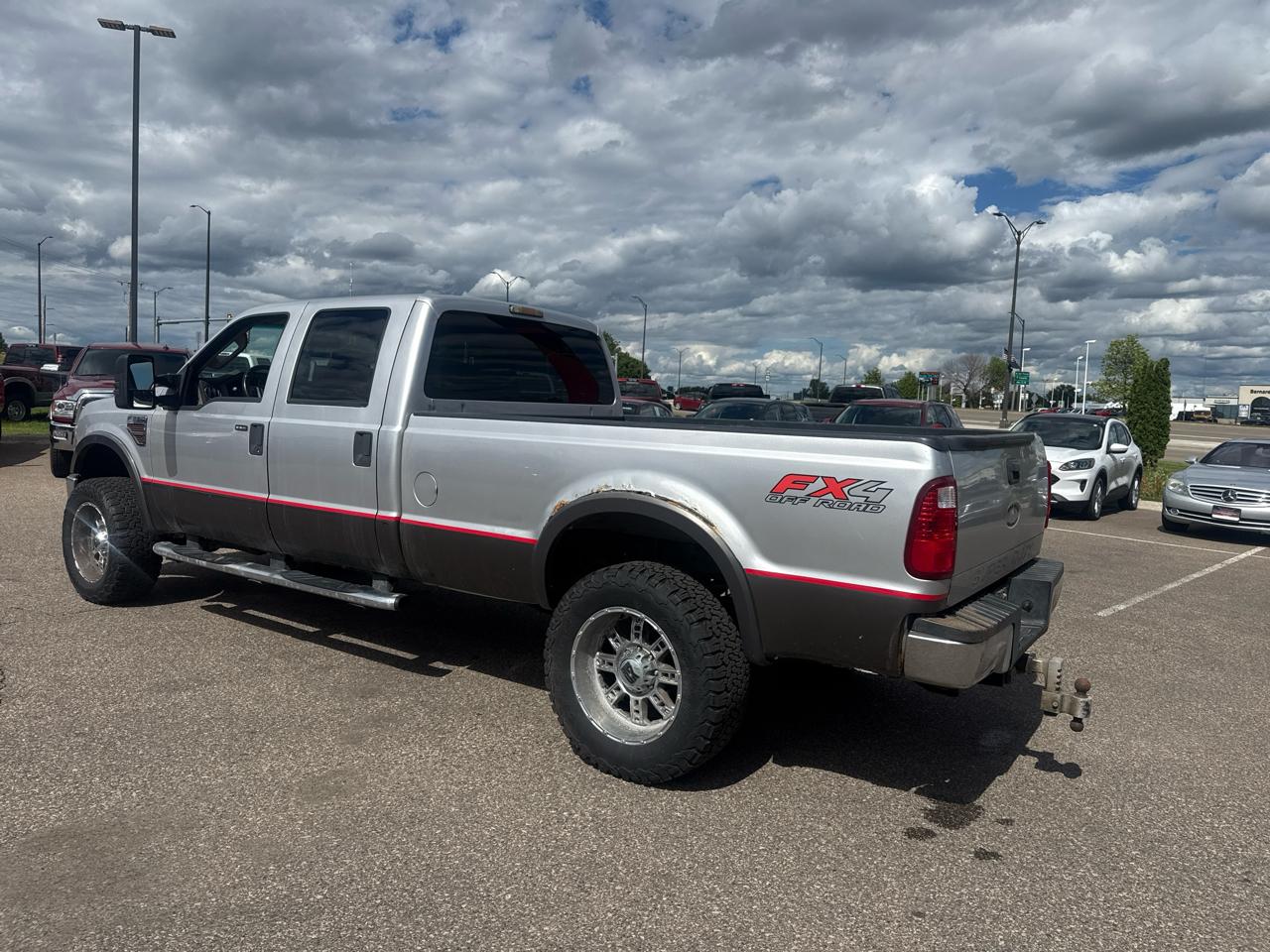 Ford F-350 SD XLT Crew Cab SWB 4WD 2010