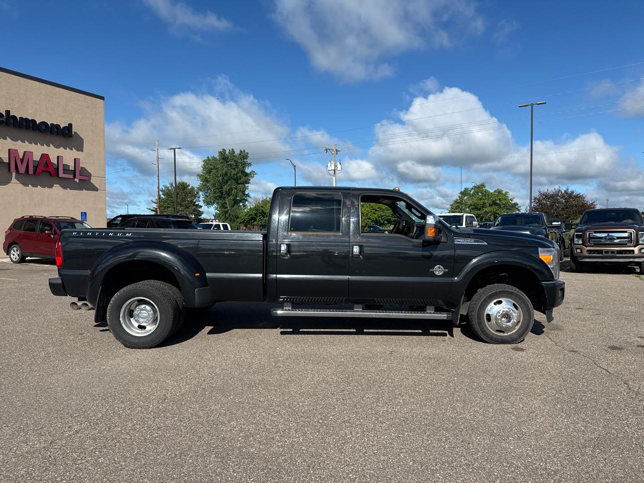 Ford F-350 SD Platinum Crew Cab Long Box 4WD DRW 2014