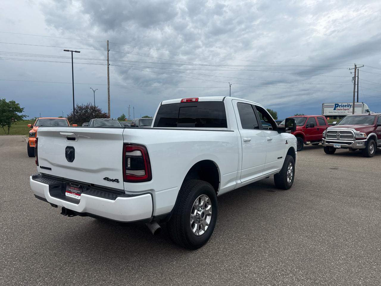 RAM 2500 Laramie Crew Cab SWB 4WD 2024