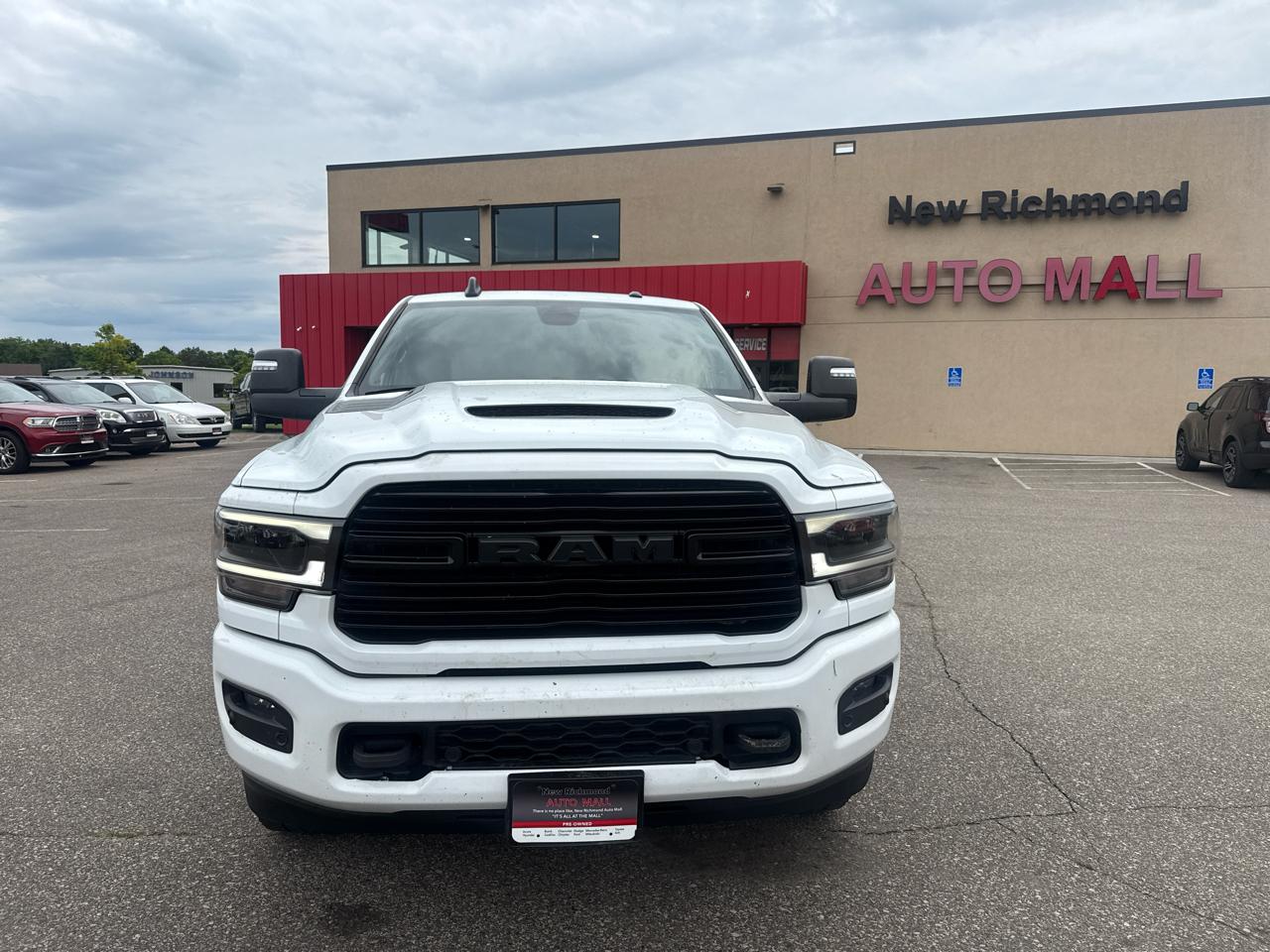 RAM 2500 Laramie Crew Cab SWB 4WD 2024