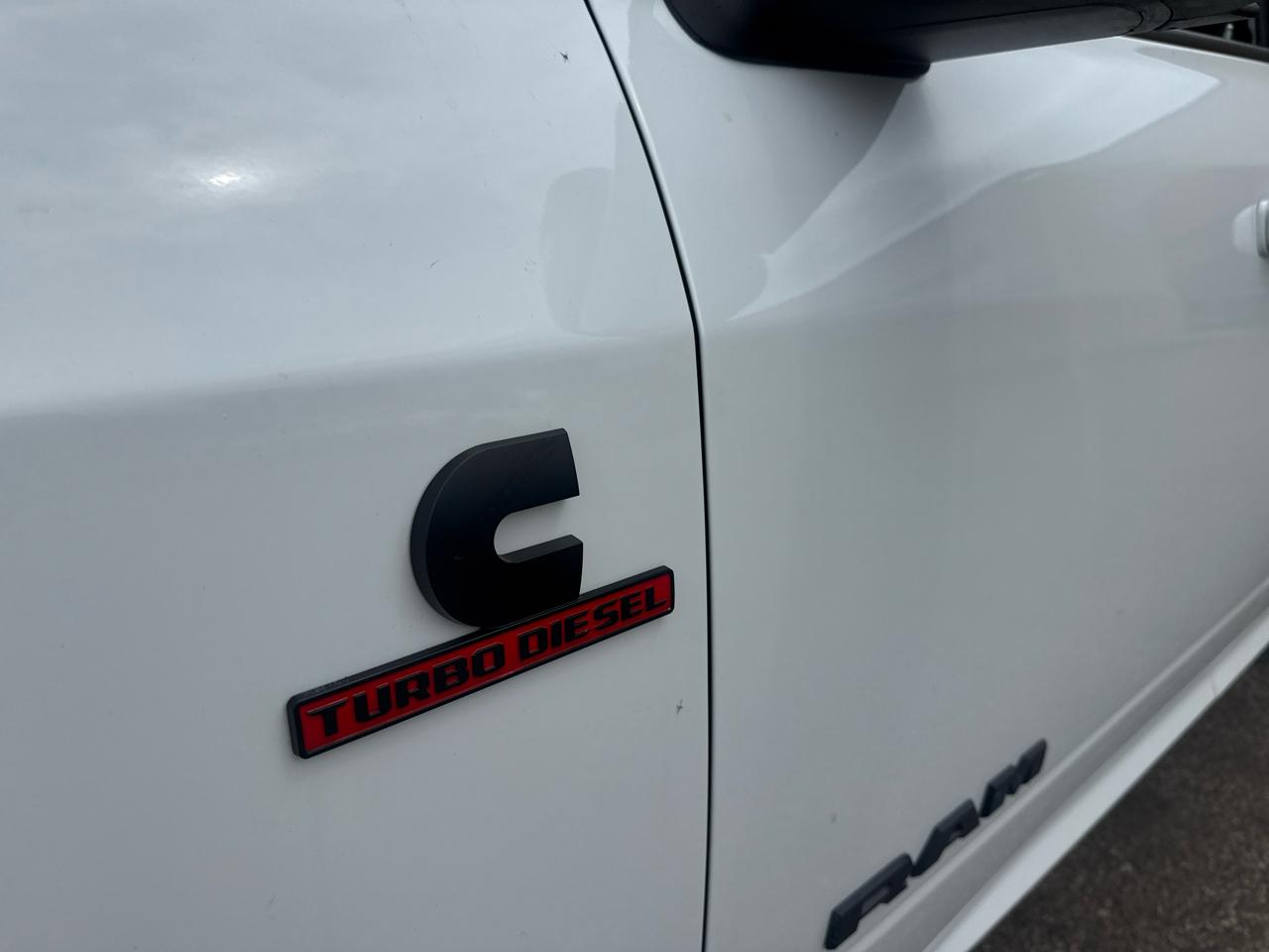 RAM 2500 Laramie Crew Cab SWB 4WD 2024