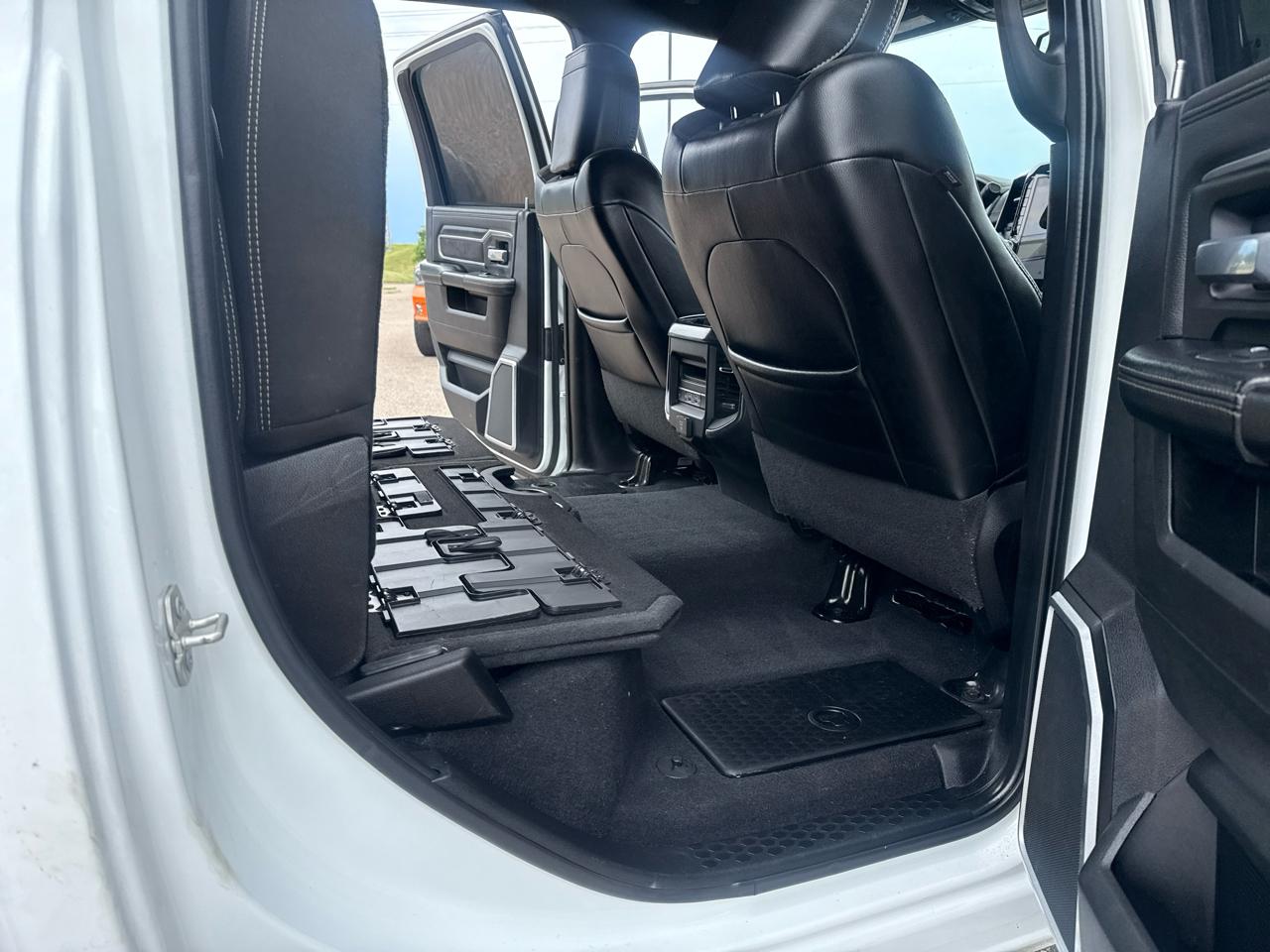 RAM 2500 Laramie Crew Cab SWB 4WD 2024