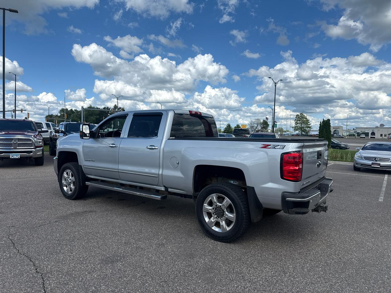 Chevrolet Silverado 2500HD LTZ Crew Cab Short Box 4WD 2019
