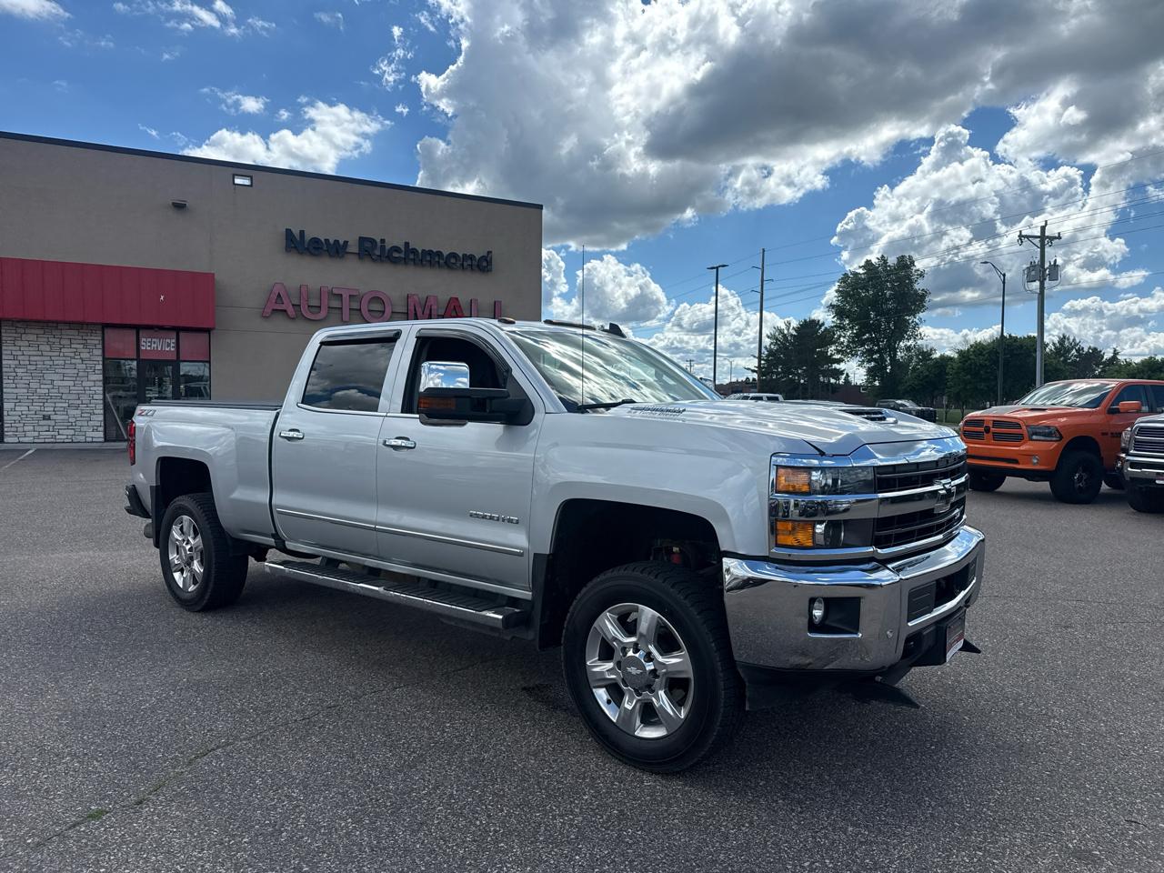 Chevrolet Silverado 2500HD LTZ Crew Cab Short Box 4WD 2019
