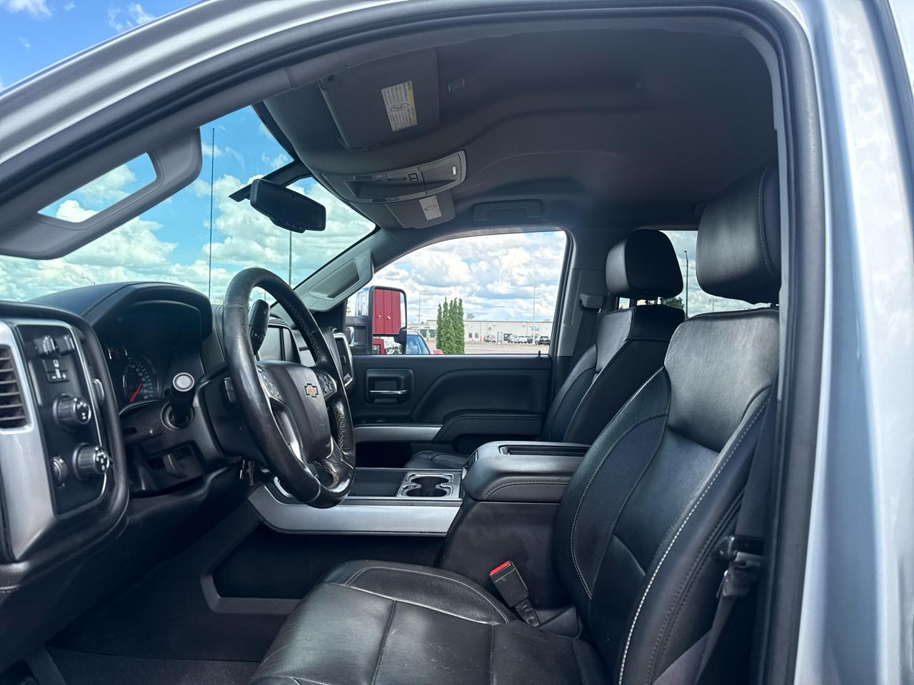 Chevrolet Silverado 2500HD LTZ Crew Cab Short Box 4WD 2019