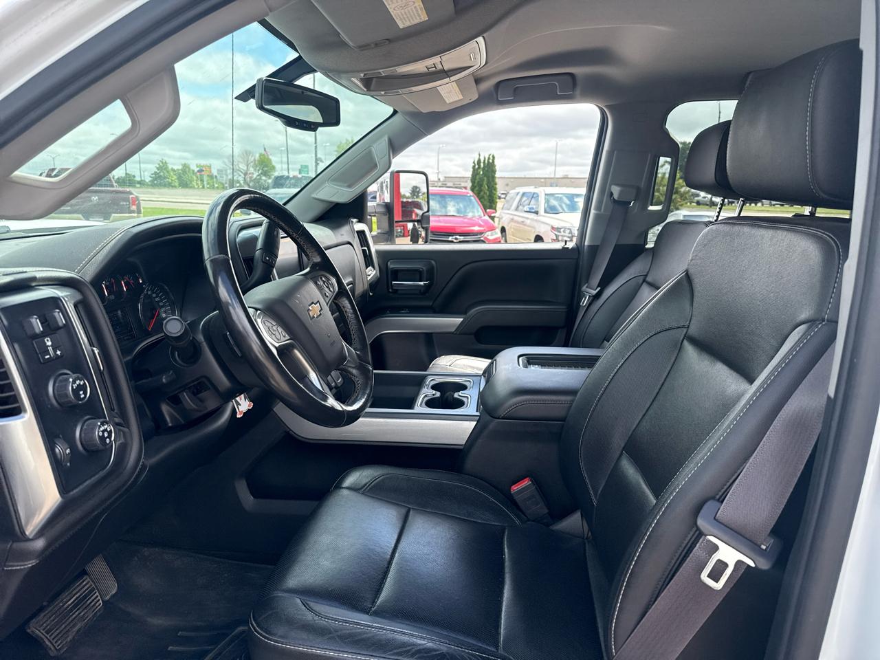 Chevrolet Silverado 2500HD LTZ Crew Cab 4WD 2017