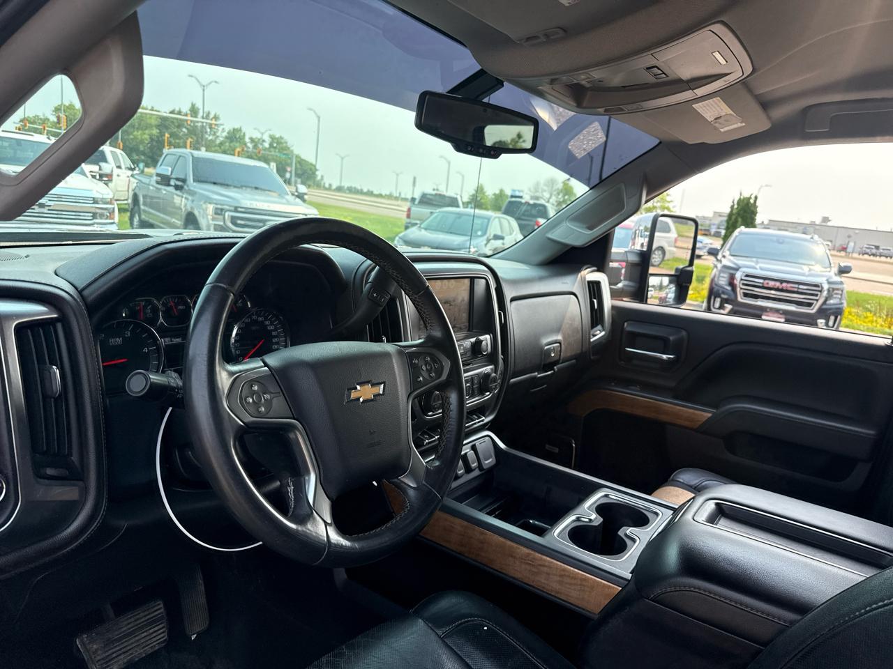 Chevrolet Silverado 2500HD LTZ Crew Cab 4WD 2015