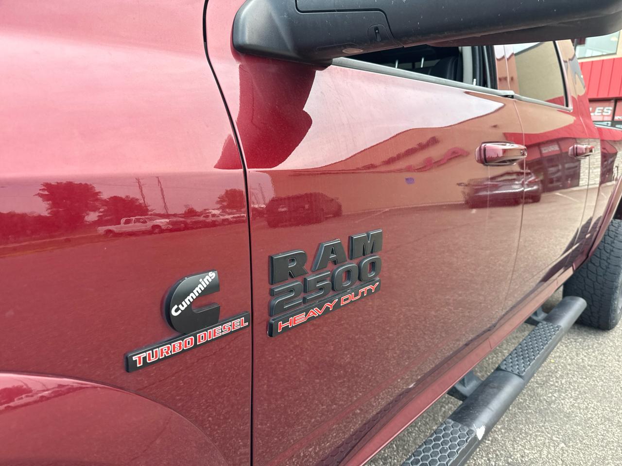 RAM 2500 Laramie Mega Cab 4WD 2018