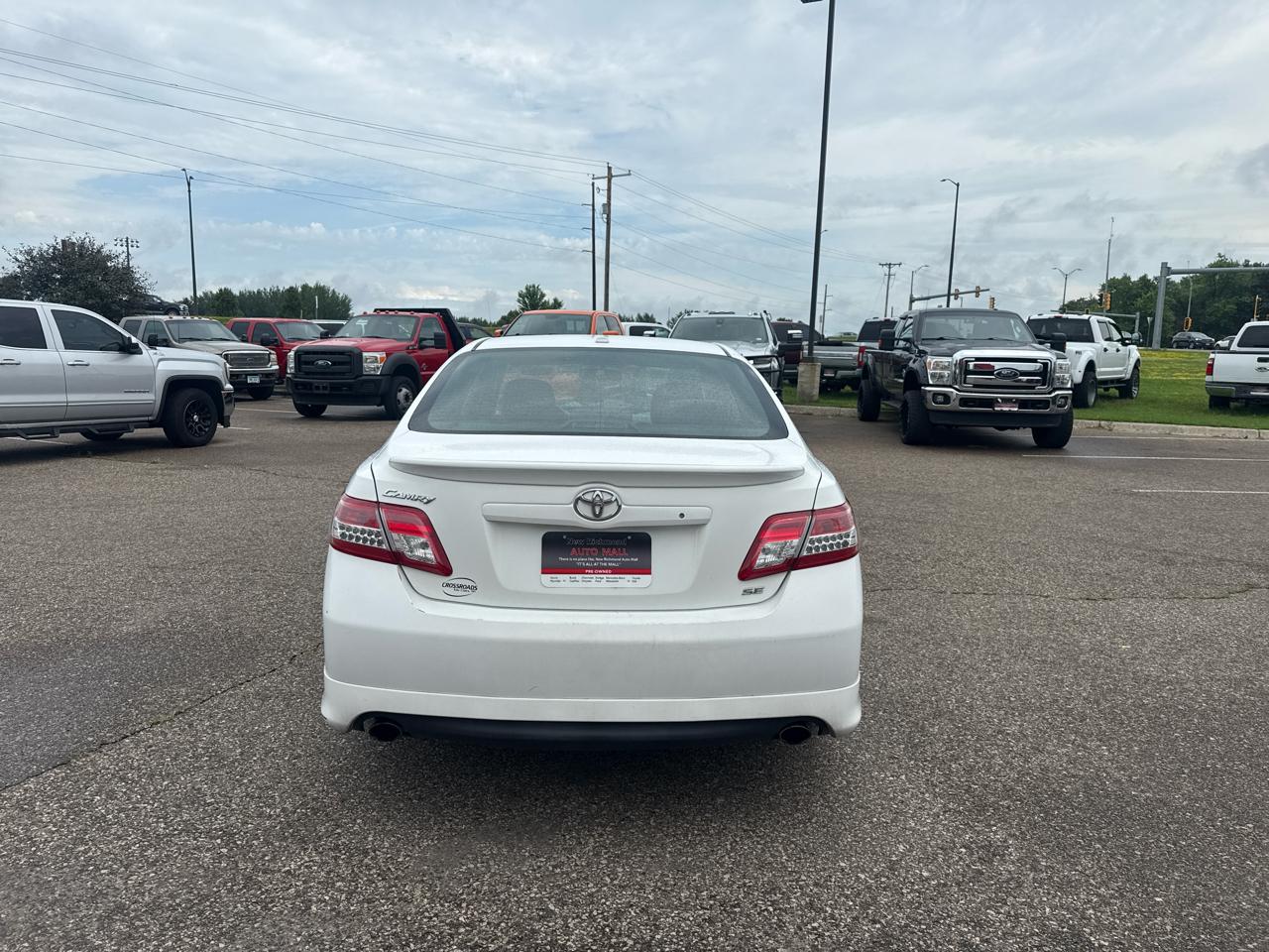 Toyota Camry Base 6-Spd AT 2011