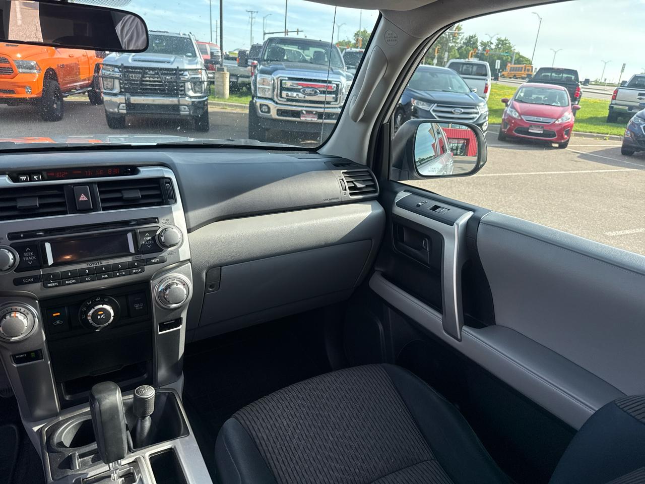 Toyota 4Runner SR5 4WD 2010