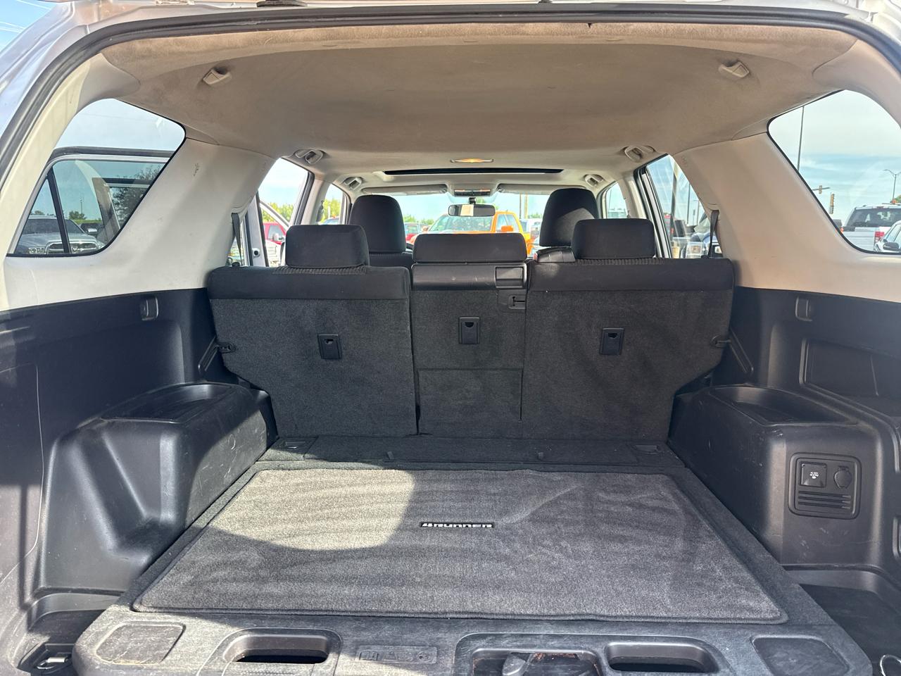 Toyota 4Runner SR5 4WD 2010