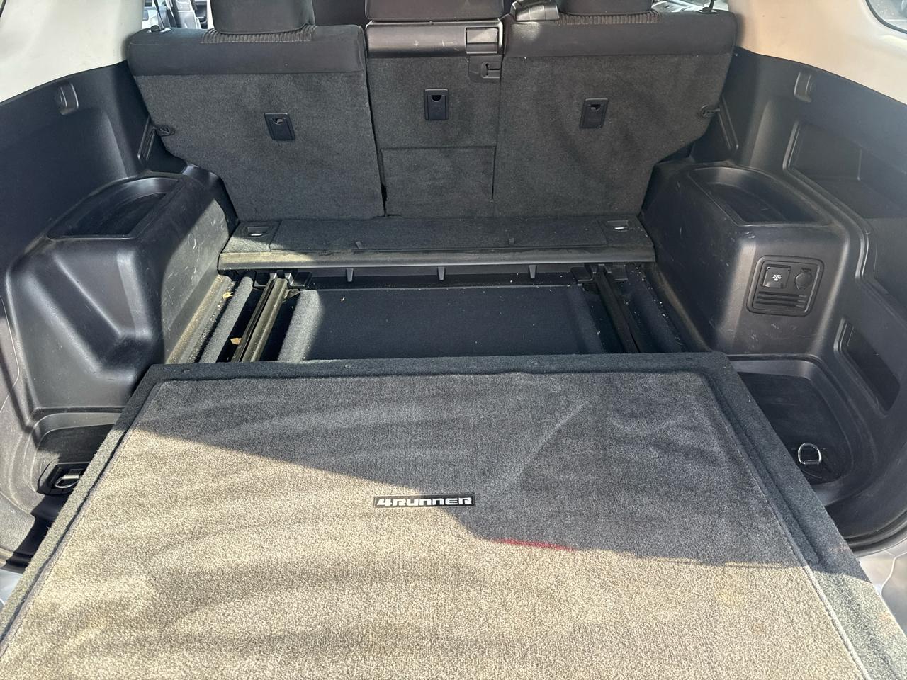Toyota 4Runner SR5 4WD 2010