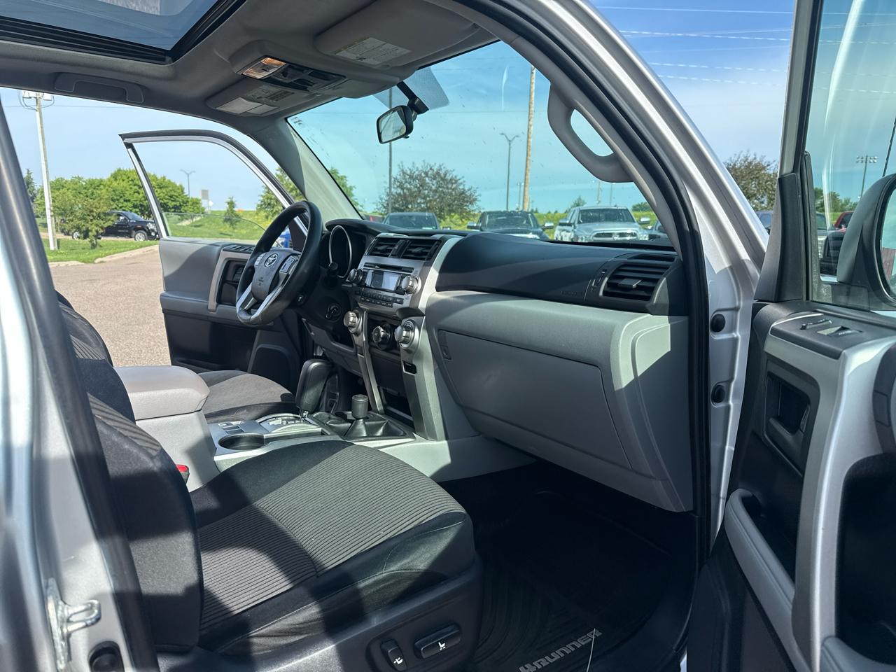 Toyota 4Runner SR5 4WD 2010