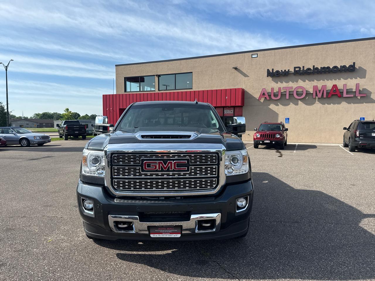 GMC Sierra 2500HD Denali Crew Cab 4WD 2018