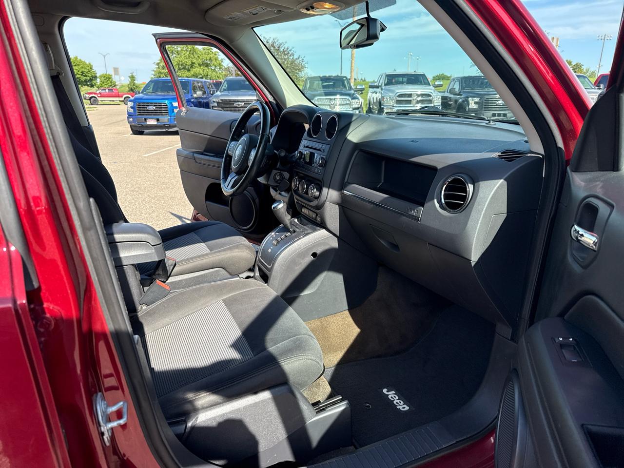 Jeep Patriot Latitude 4WD 2017