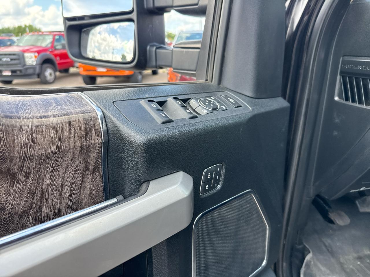 Ford F-250 SD Lariat Crew Cab 4WD 2019