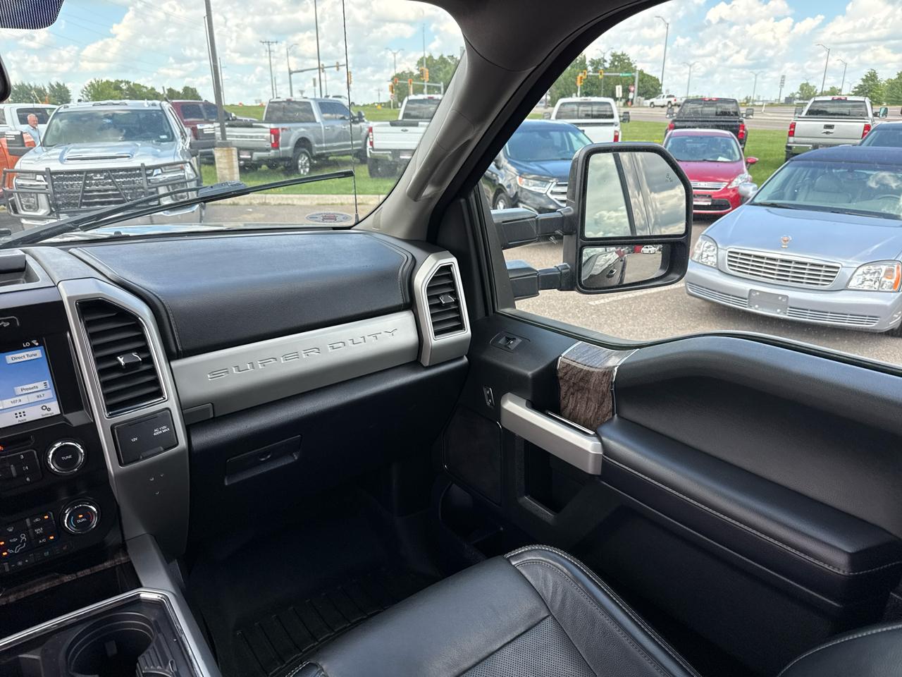 Ford F-250 SD Lariat Crew Cab 4WD 2019