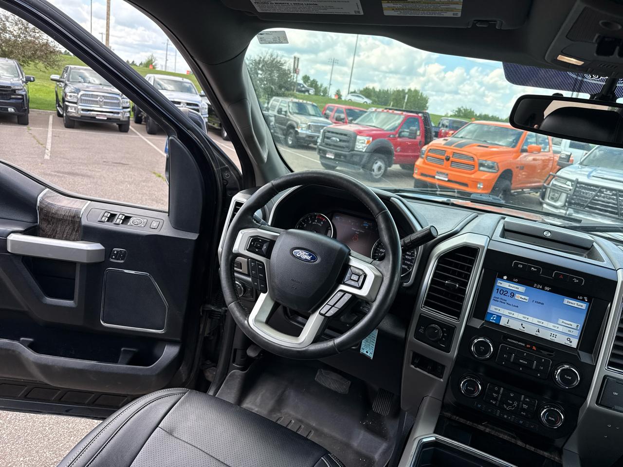 Ford F-250 SD Lariat Crew Cab 4WD 2019