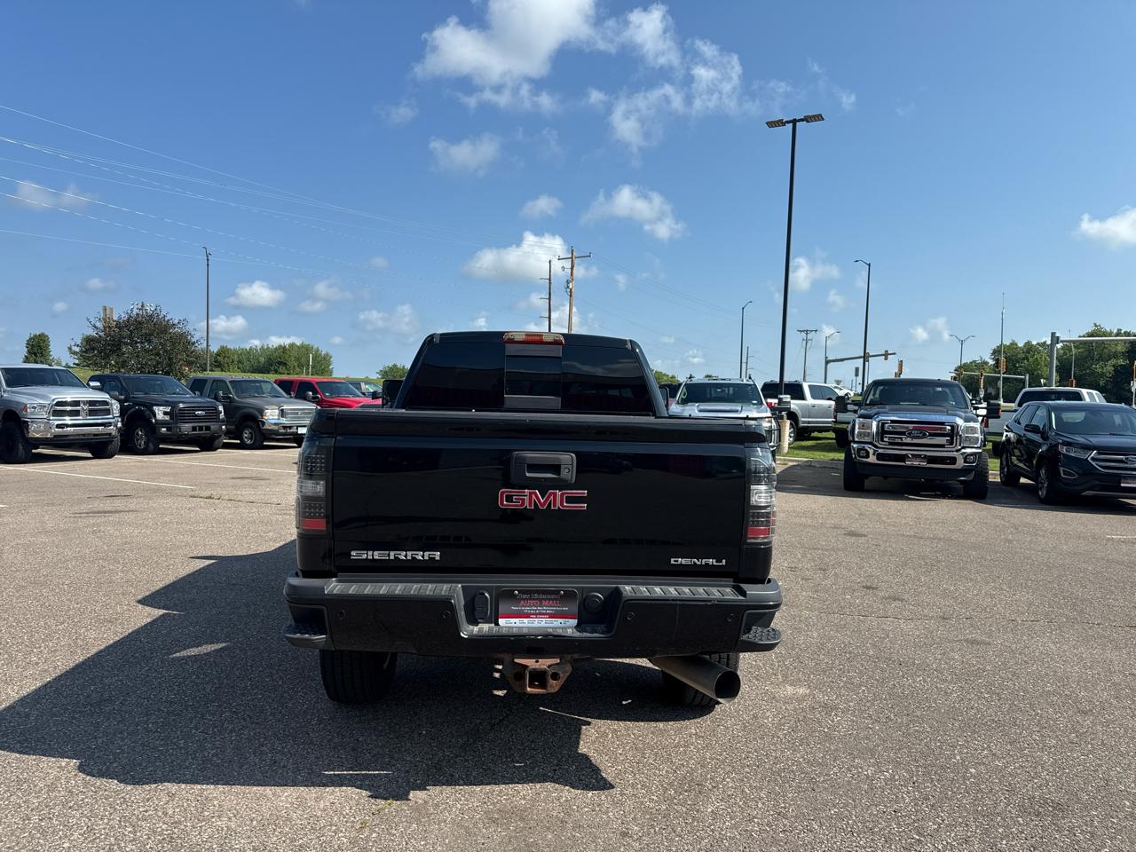 GMC Sierra 3500HD Denali Crew Cab 4WD 2017