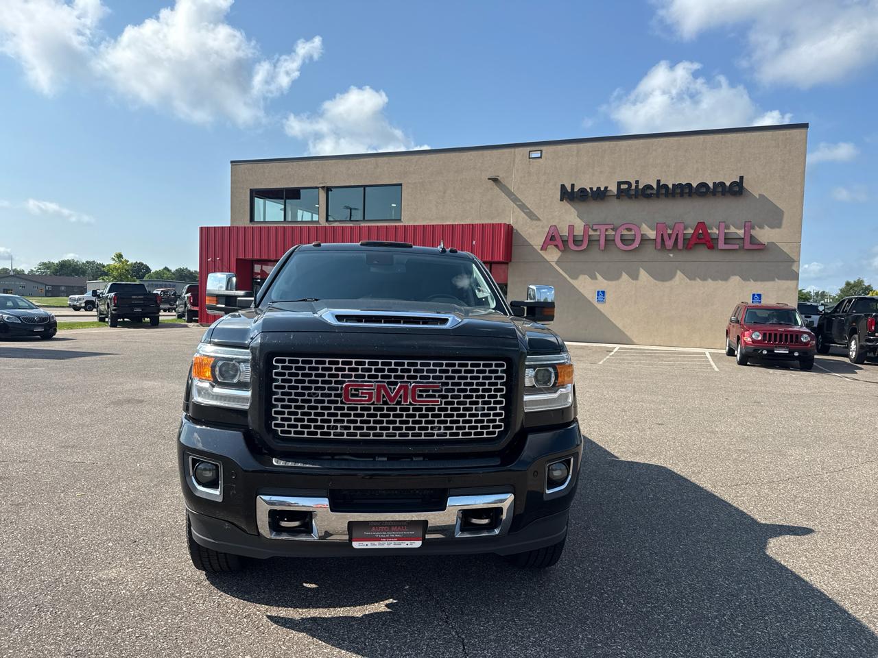 GMC Sierra 3500HD Denali Crew Cab 4WD 2017