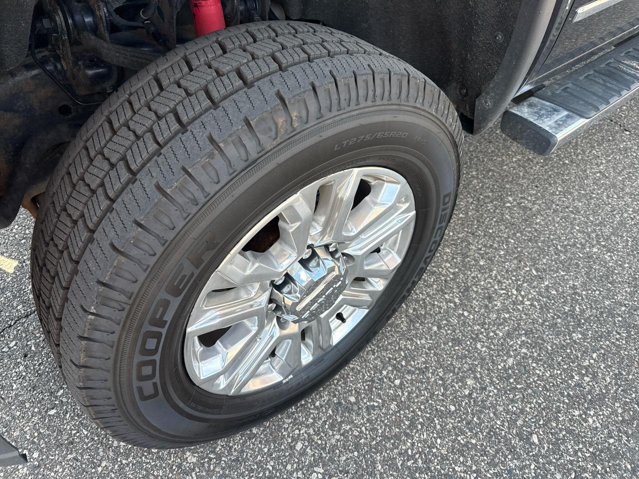 GMC Sierra 3500HD Denali Crew Cab 4WD 2017