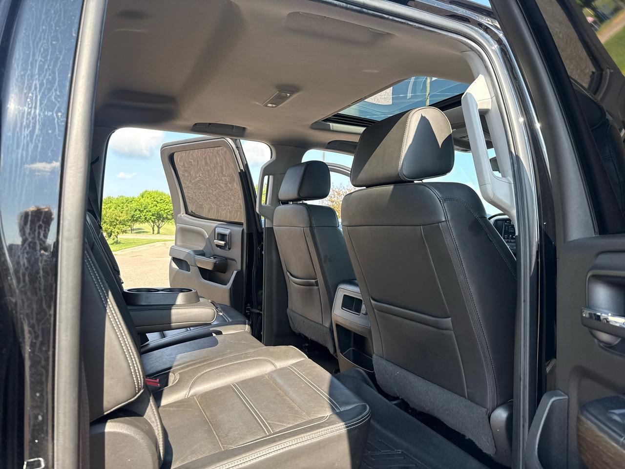 GMC Sierra 3500HD Denali Crew Cab 4WD 2017