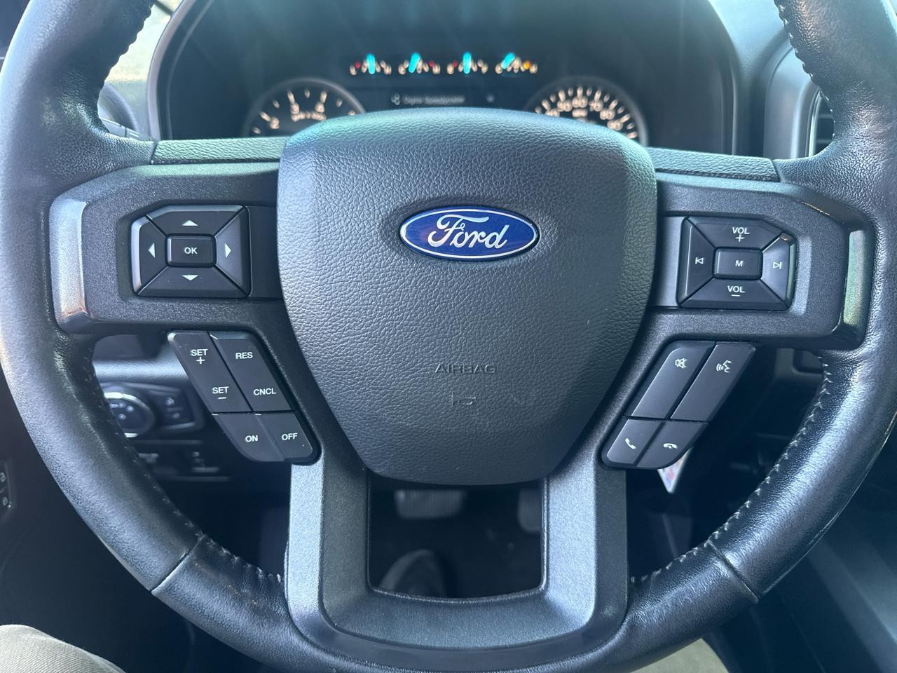 Ford F-150 FX4 SuperCrew 5.5-ft. Bed 4WD 2019