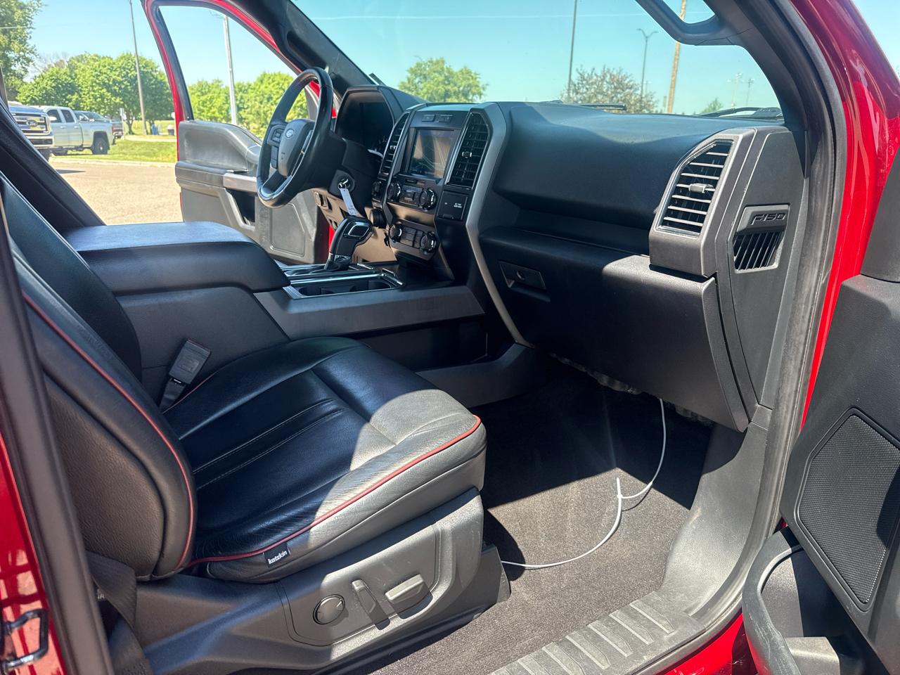 Ford F-150 FX4 SuperCrew 5.5-ft. Bed 4WD 2019