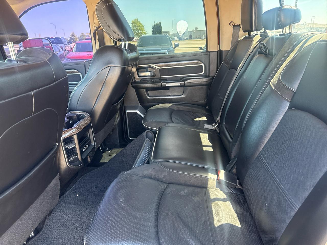 RAM 3500 Laramie Crew Cab LWB 4WD DRW 2019