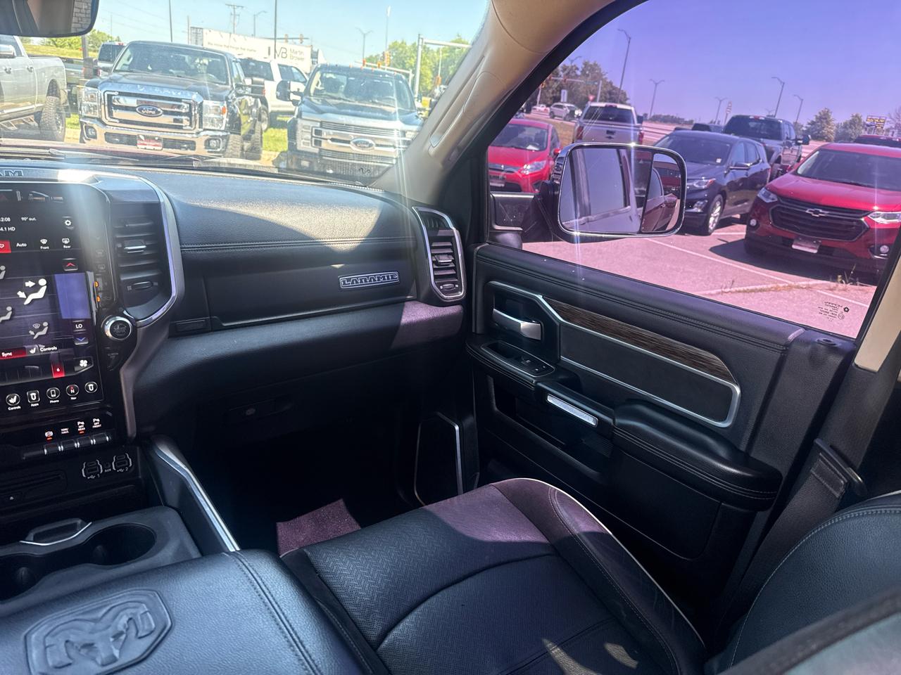 RAM 3500 Laramie Crew Cab LWB 4WD DRW 2019