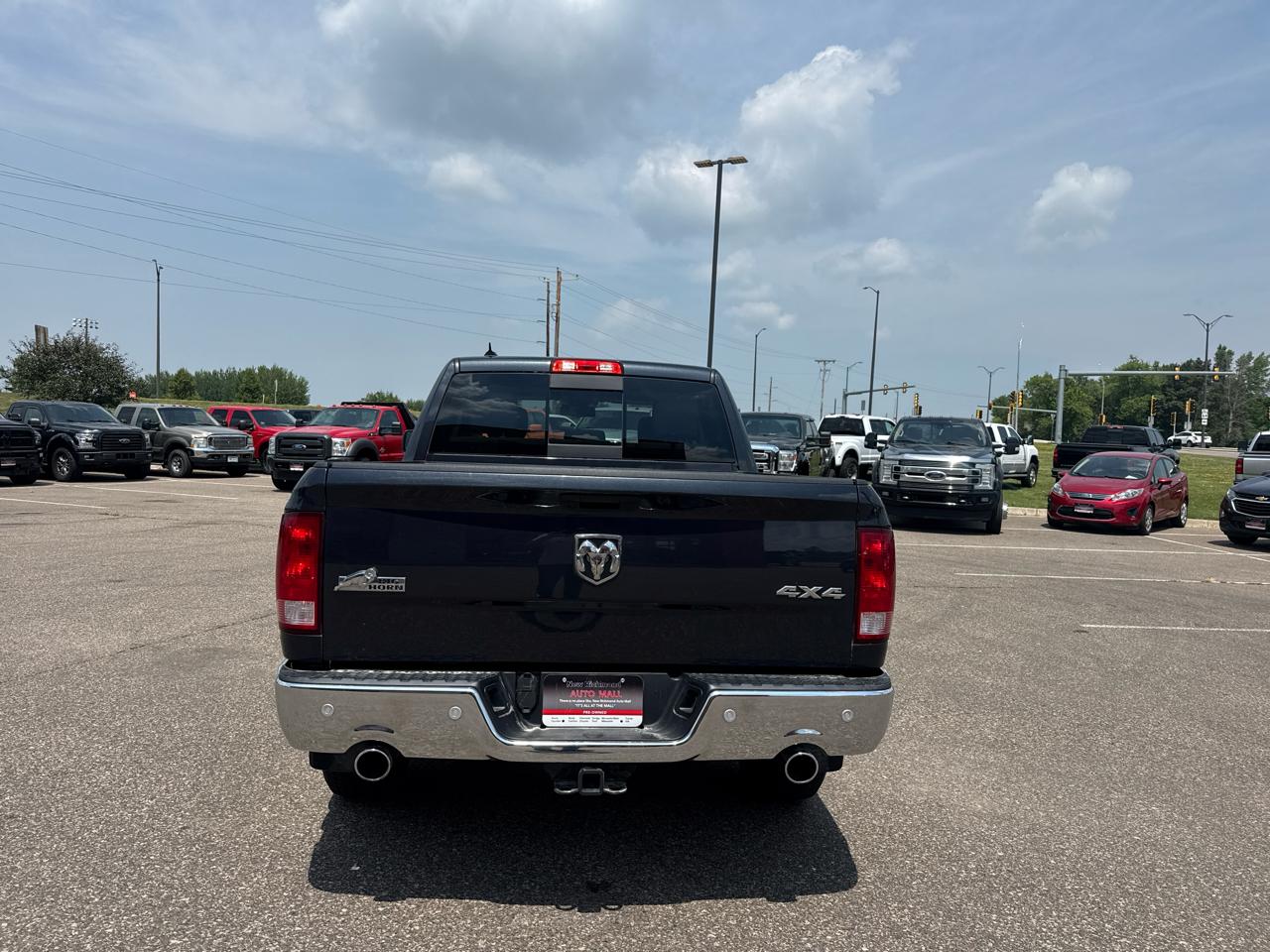 RAM 1500 SLT Crew Cab SWB 4WD 2018