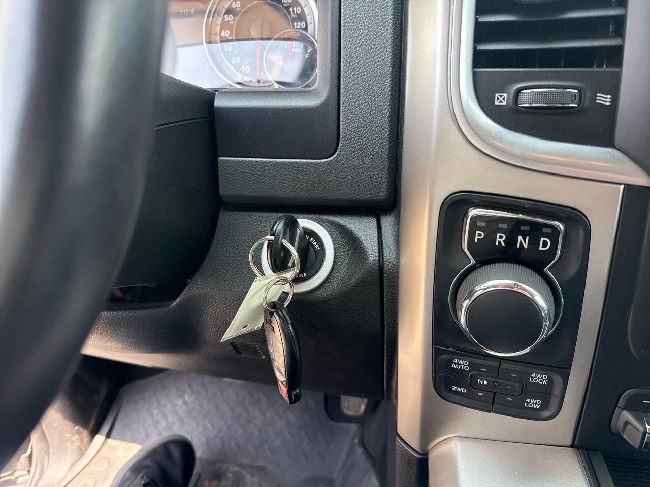 RAM 1500 SLT Crew Cab SWB 4WD 2018