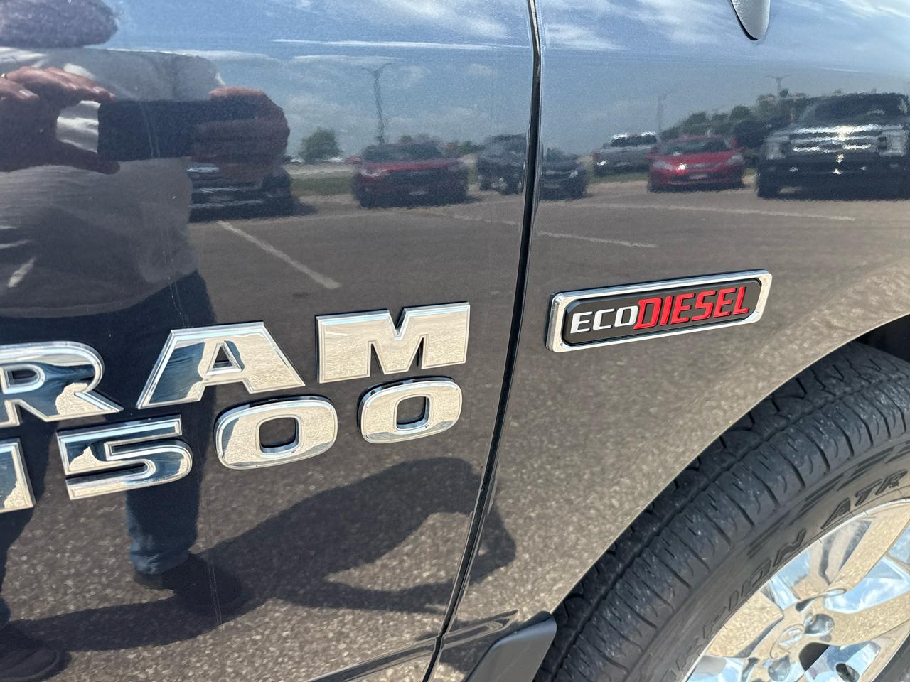 RAM 1500 SLT Crew Cab SWB 4WD 2018