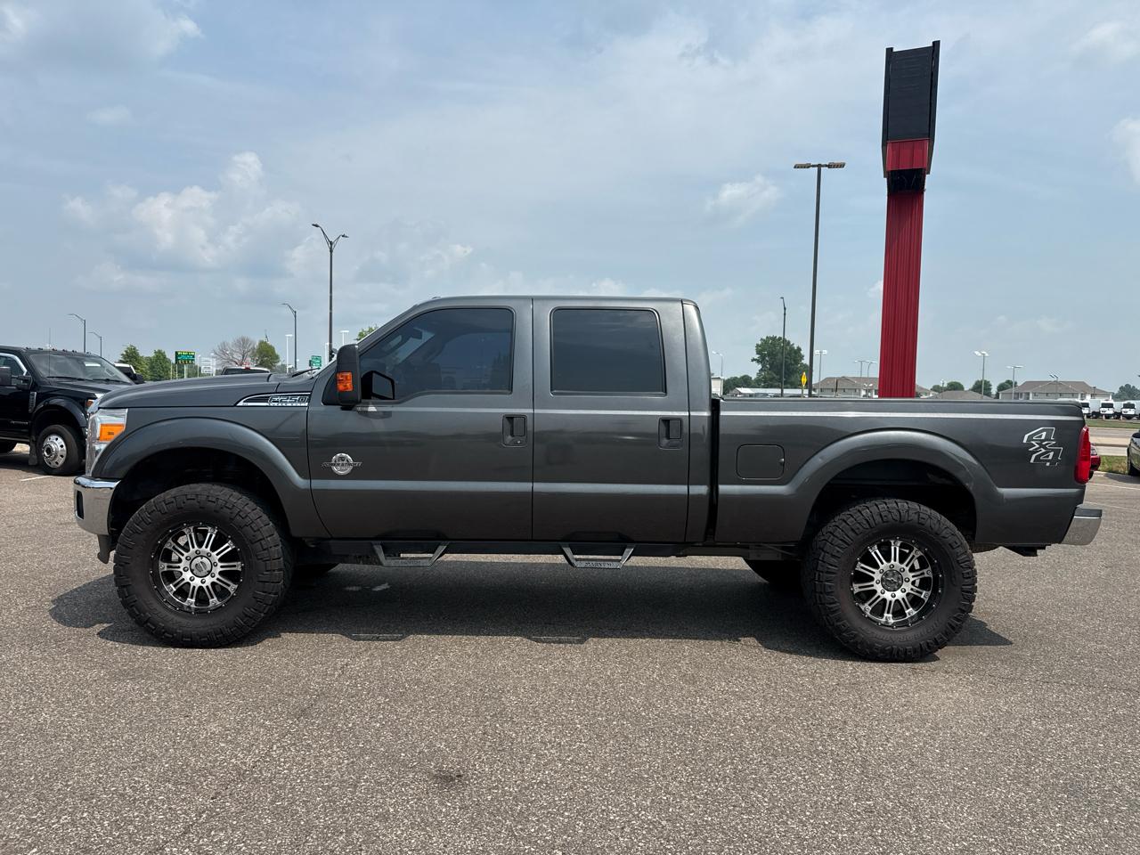 Ford F-250 SD XLT Crew Cab 4WD 2016