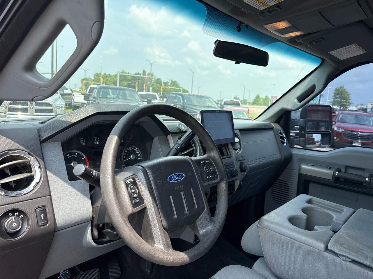 Ford F-250 SD XLT Crew Cab 4WD 2016